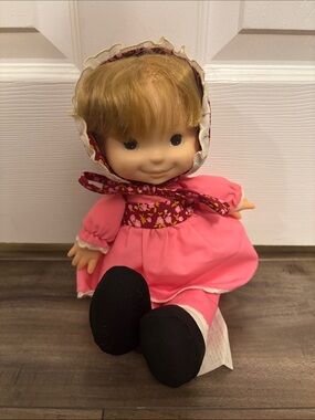 Vintage 1973 By Fisher Price Toys “Natalie” #202 Lap Sitter Doll
